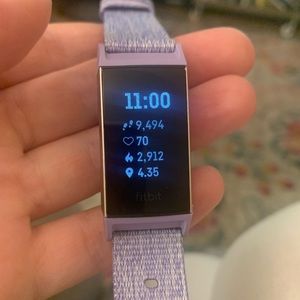 Fitbit Charge 3 rose gold and lavender